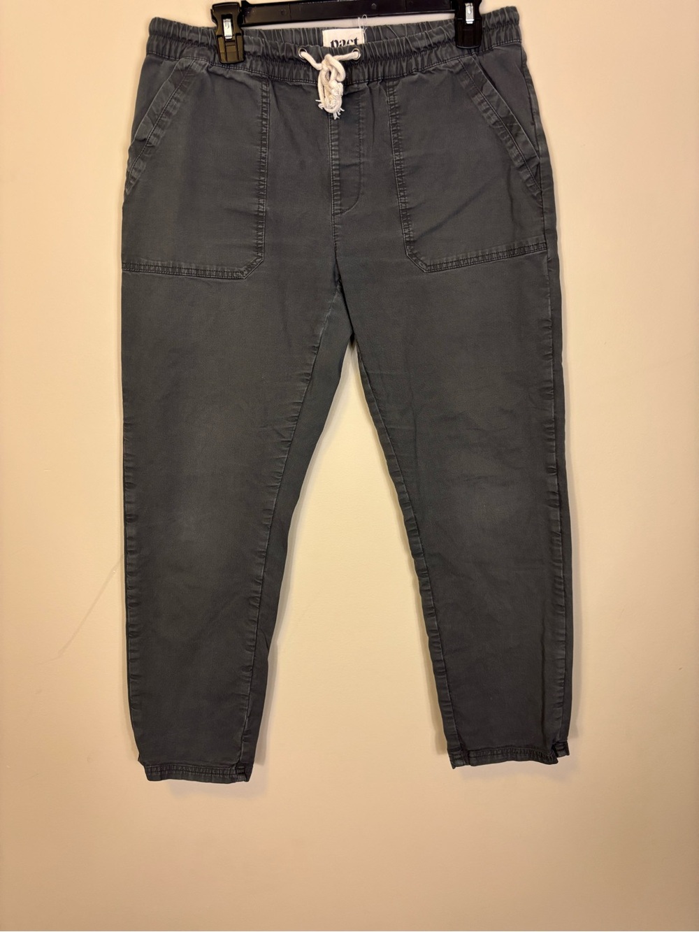 Pact Women’s Skinny Leg Pants in Charcoal Gray with Drawstring Large